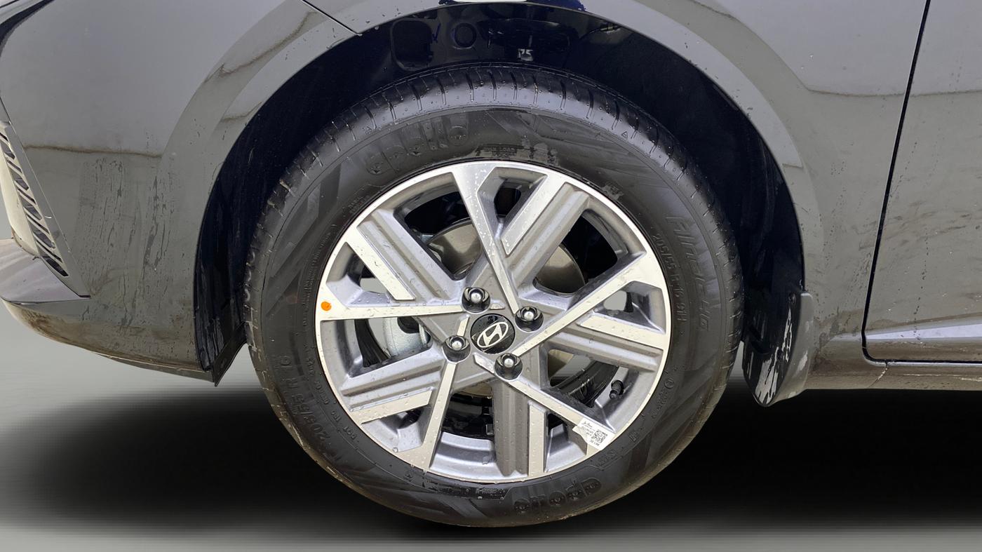 2025 Hyundai Verna SX(O) 1.5 MPI IVT , Petrol, Automatic, 261 km, Left Front Wheel