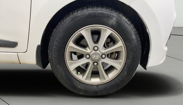 2016 Hyundai Grand i10 ASTA (O) 1.2 KAPPA VTVT, Petrol, Manual, 91,986 km, Right Front Wheel