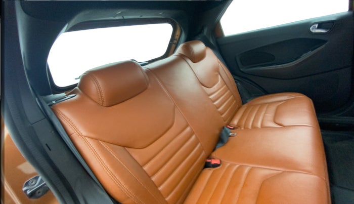 2018 Ford FREESTYLE TITANIUM 1.2 PETROL, Petrol, Manual, 88,346 km, Right Side Rear Door Cabin