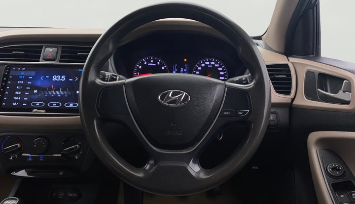 2018 Hyundai Elite i20 MAGNA EXECUTIVE 1.2, Petrol, Manual, 1,23,137 km, Steering Wheel Close Up