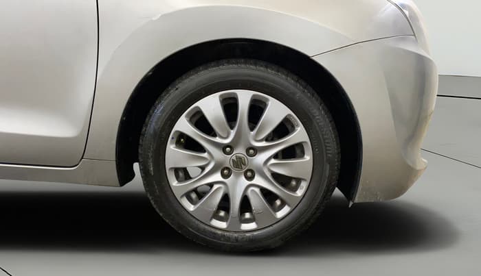 2017 Maruti Baleno ALPHA PETROL 1.2, Petrol, Manual, 84,196 km, Right Front Wheel