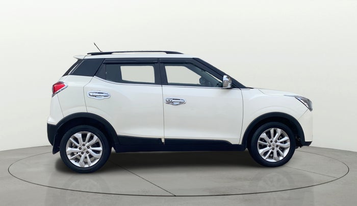 2020 Mahindra XUV300 W8 1.2 PETROL, Petrol, Manual, 81,792 km, Right Side View