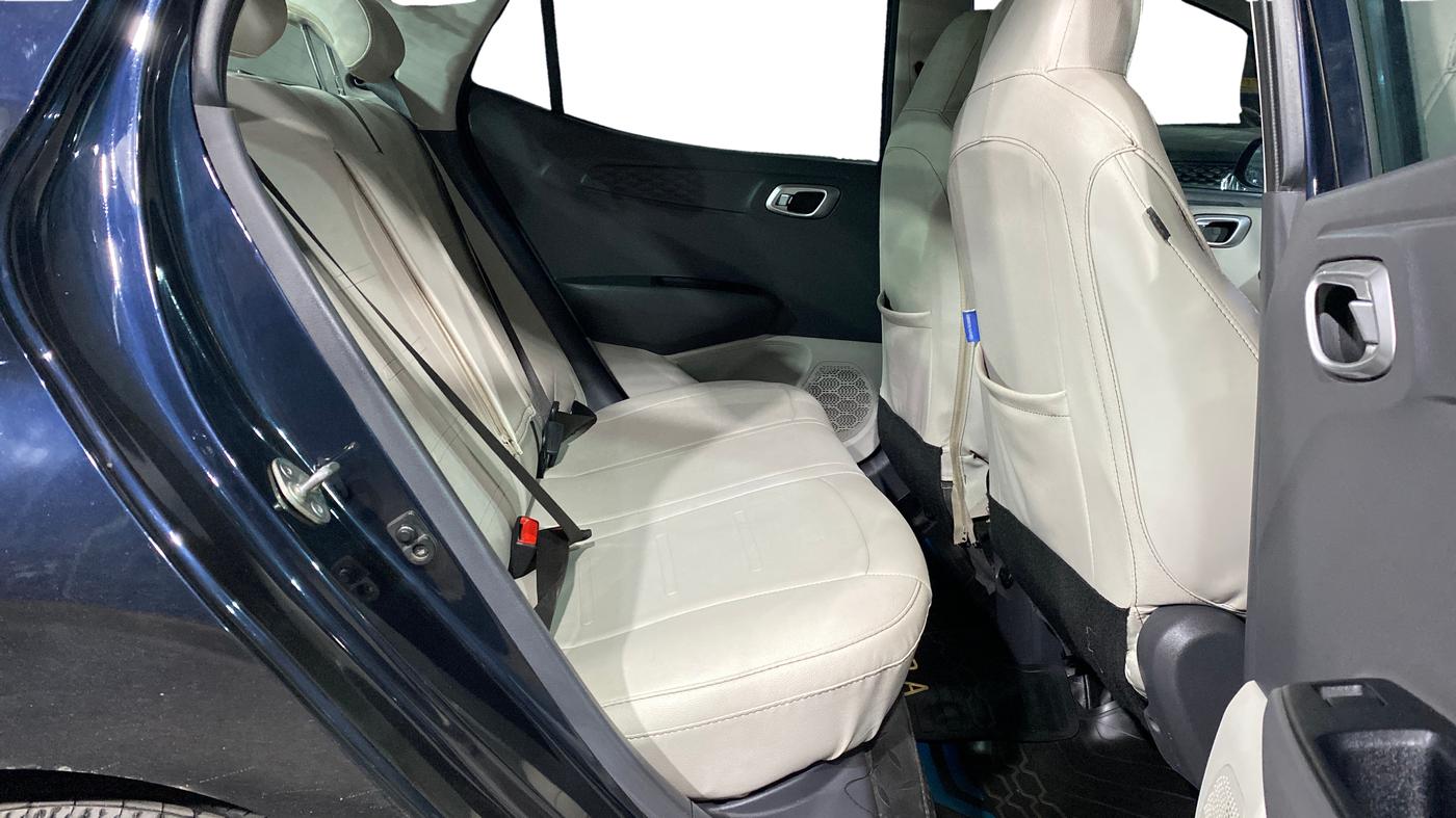 2024 Hyundai AURA SX 1.2, Petrol, Manual, 14,251 km, Right Side Rear Door Cabin