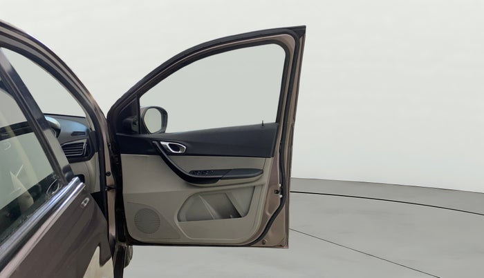 2016 Tata Tiago XZ PETROL, Petrol, Manual, 58,013 km, RHS Front Door