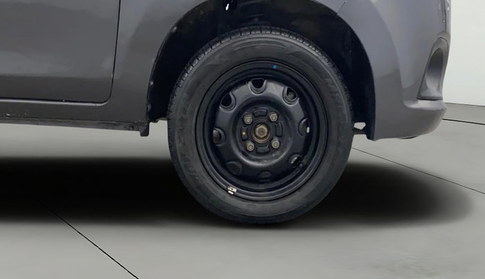 2015 Maruti Alto K10 VXI, Petrol, Manual, 59,135 km, Right Front Wheel