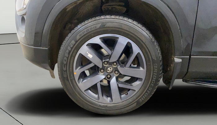 2022 Tata Harrier XZA PLUS 2.0L DARK EDITION, Diesel, Automatic, 54,957 km, Left Front Wheel