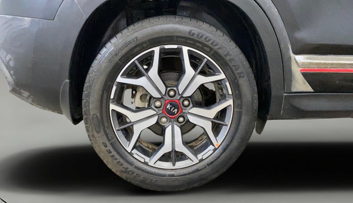 2019 KIA SELTOS GTX PLUS 1.4 PETROL DCT DUAL TONE, Petrol, Automatic, 46,512 km, Right Rear Wheel