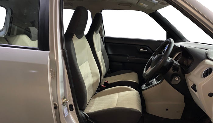 2024 Maruti New Wagon-R ZXI PLUS 1.2, Petrol, Manual, 6,104 km, Right Side Front Door Cabin