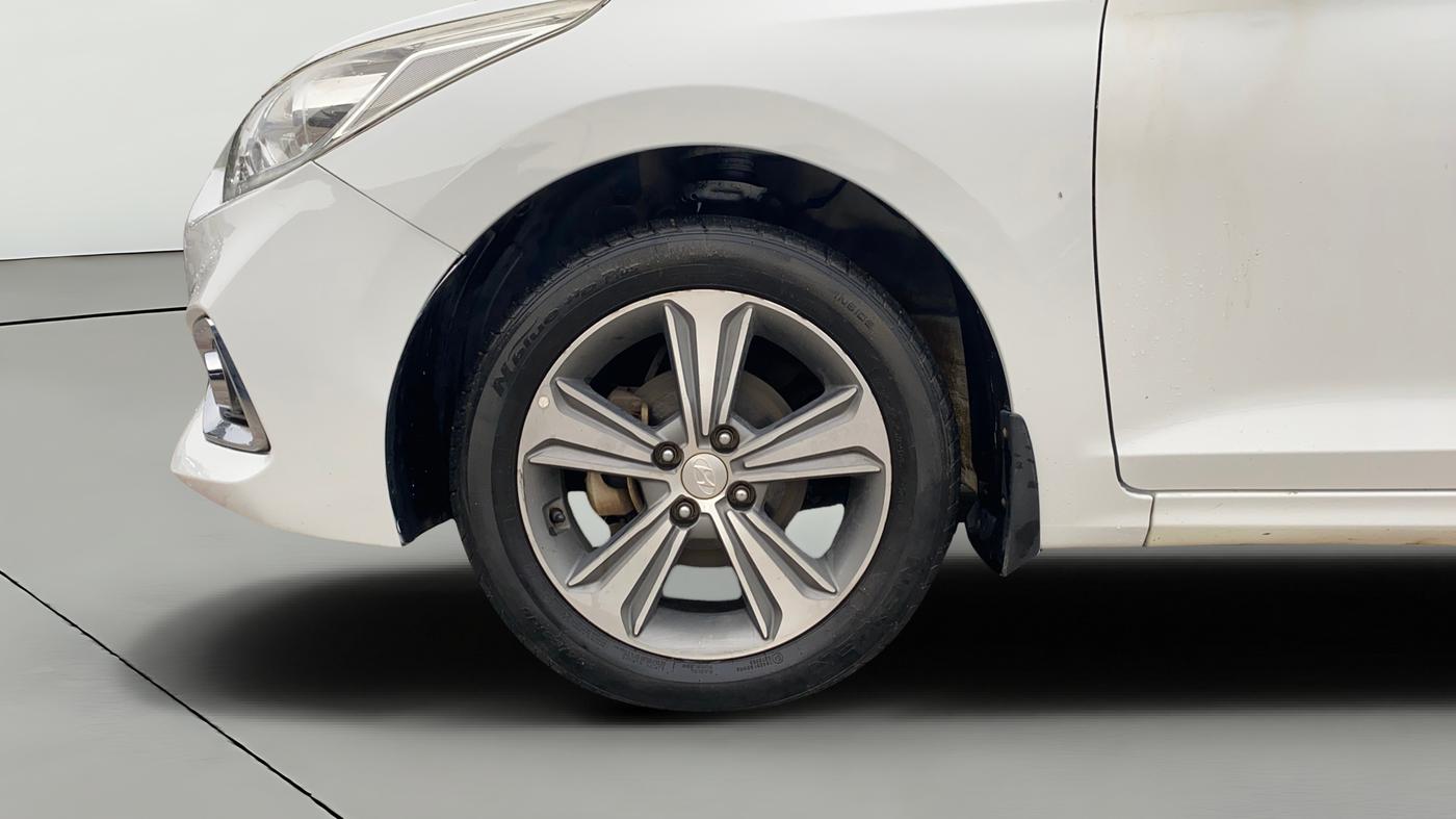 2020 Hyundai Verna 1.6 VTVT SX, Petrol, Manual, 48,488 km, Left Front Wheel