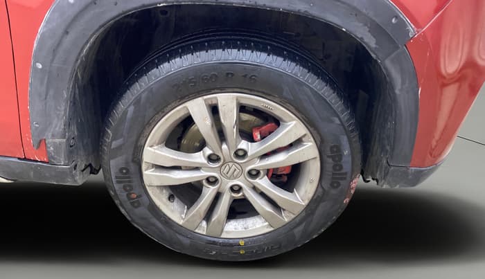 2017 Maruti Vitara Brezza ZDI PLUS DUAL TONE, Diesel, Manual, 93,550 km, Right Front Wheel