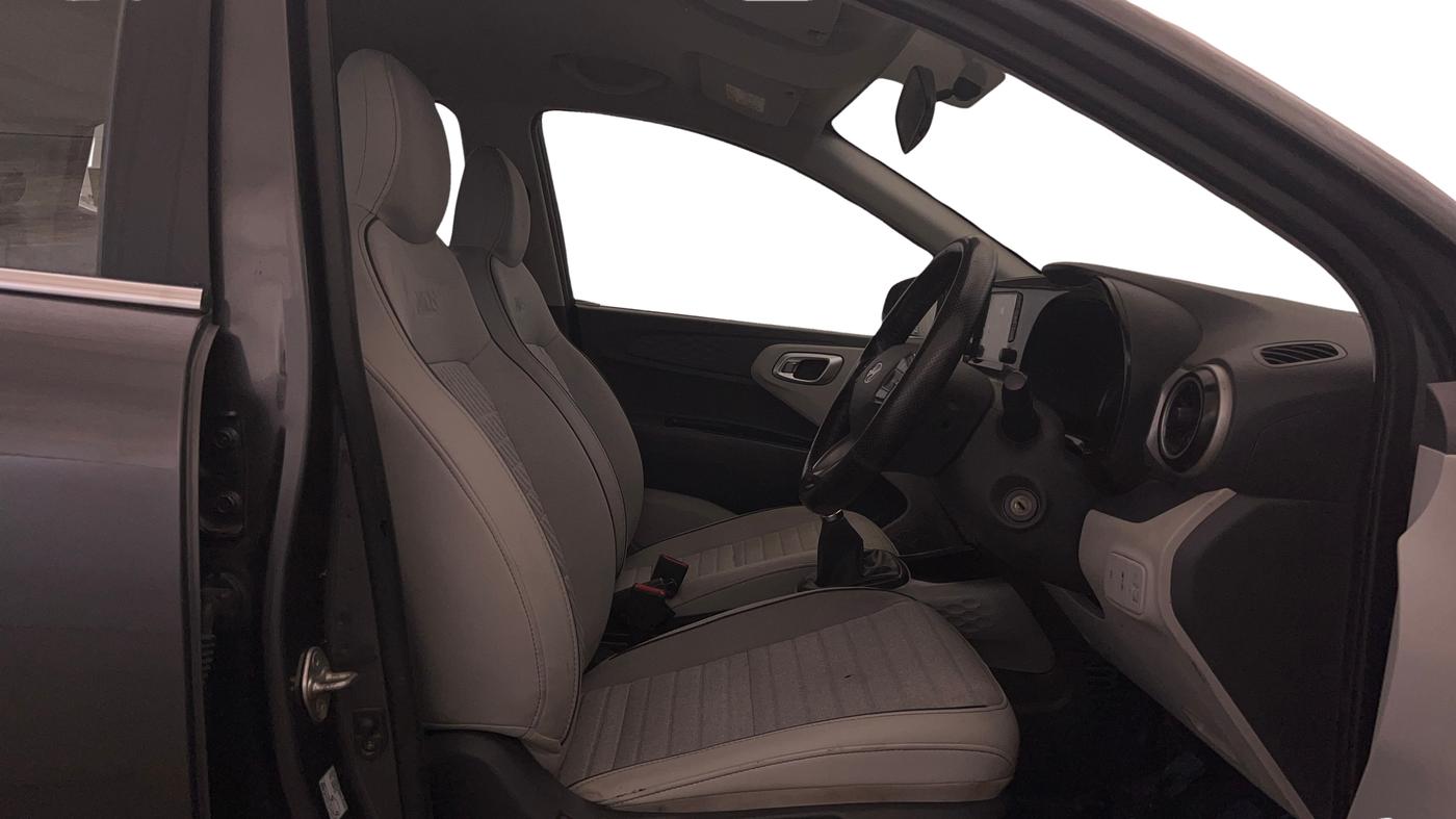 2023 Hyundai GRAND I10 NIOS SPORTZ 1.2 KAPPA VTVT CNG, CNG, Manual, 42,180 km, Right Side Front Door Cabin