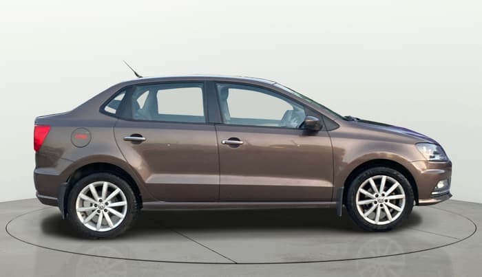 2017 Volkswagen Ameo HIGHLINE1.2L PLUS 16 ALLOY, Petrol, Manual, 87,495 km, Right Side View