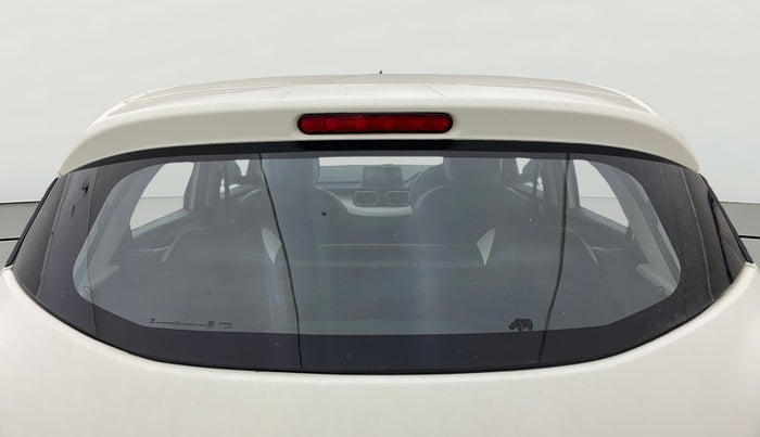 2023 Tata PUNCH ACCOMPLISHED AMT, Petrol, Automatic, 18,070 km, Rear Windshield