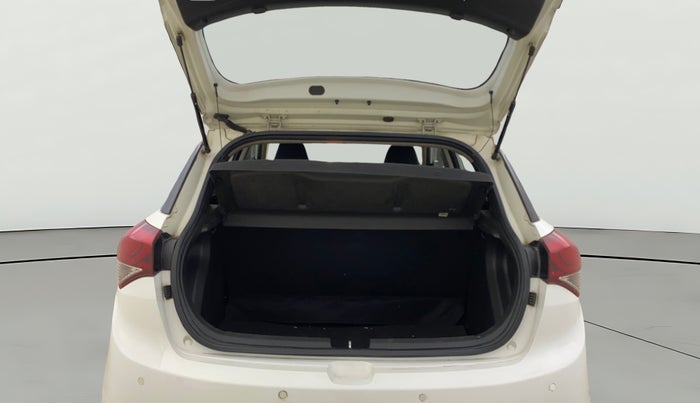 2016 Hyundai Elite i20 MAGNA 1.2, Petrol, Manual, 34,337 km, Boot Open Zoomed View