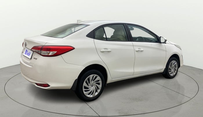 2018 Toyota YARIS G CVT, Petrol, Automatic, 65,700 km, Right Back Diagonal