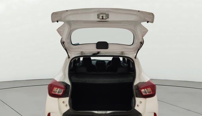 2021 Renault Kwid RXT 1.0 AMT (O), Petrol, Automatic, 26,813 km, Boot Door Open