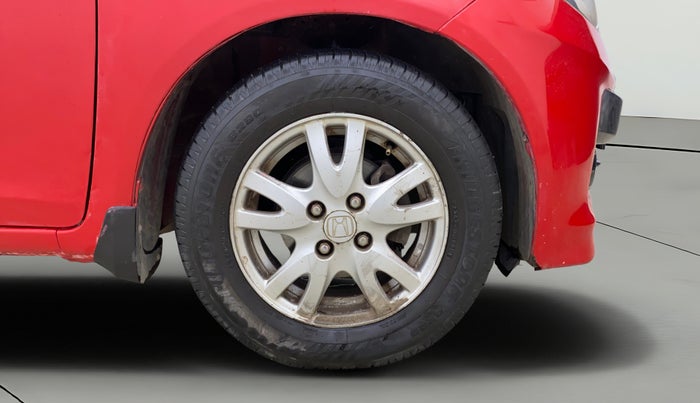 2015 Honda Brio VX AT, Petrol, Automatic, 72,371 km, Right Front Wheel