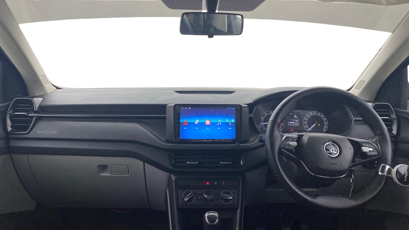 2022 Skoda KUSHAQ ACTIVE 1.0L TSI MT, Petrol, Manual, 37,190 km, Dashboard