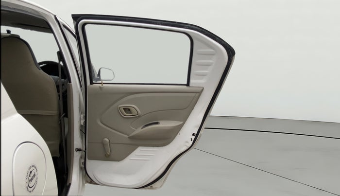 2017 Datsun Redi Go T (O), Petrol, Manual, 50,105 km, RHS Rear Door