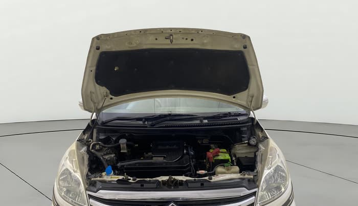 2018 Maruti Ertiga VXI CNG, CNG, Manual, 57,146 km, Open Bonet