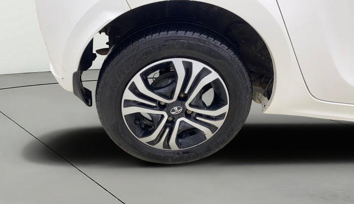 2023 Tata Tiago XTA PETROL, Petrol, Automatic, 36,743 km, Right Rear Wheel