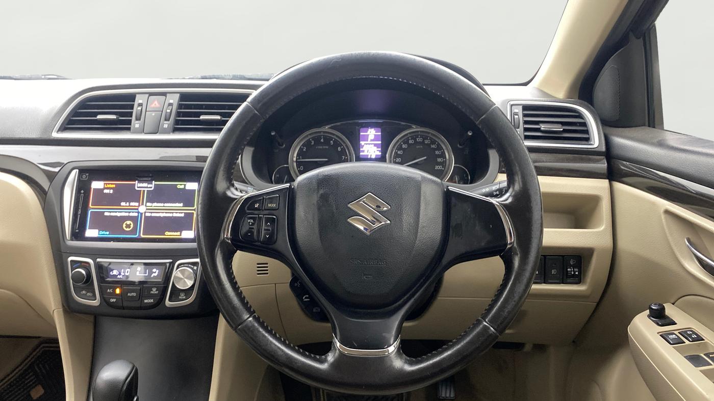 2017 Maruti Ciaz ALPHA  AT 1.4  PETROL, Petrol, Automatic, 81,455 km, Steering Wheel Close Up