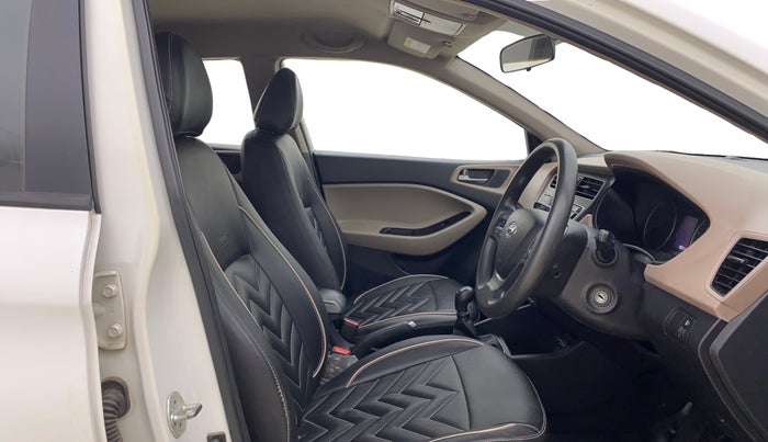 2018 Hyundai Elite i20 SPORTZ 1.2, Petrol, Manual, 95,311 km, Right Side Front Door Cabin