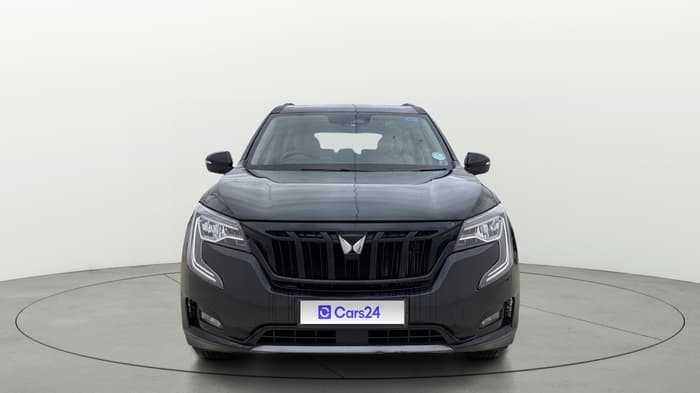 2025 Mahindra XUV700 AX 7 P AT 7 STR, Petrol, Automatic, 41,109 km, Front