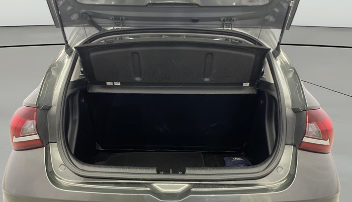 2023 Hyundai NEW I20 SPORTZ 1.2 IVT, Petrol, Automatic, 38,313 km, Boot Open Zoomed View