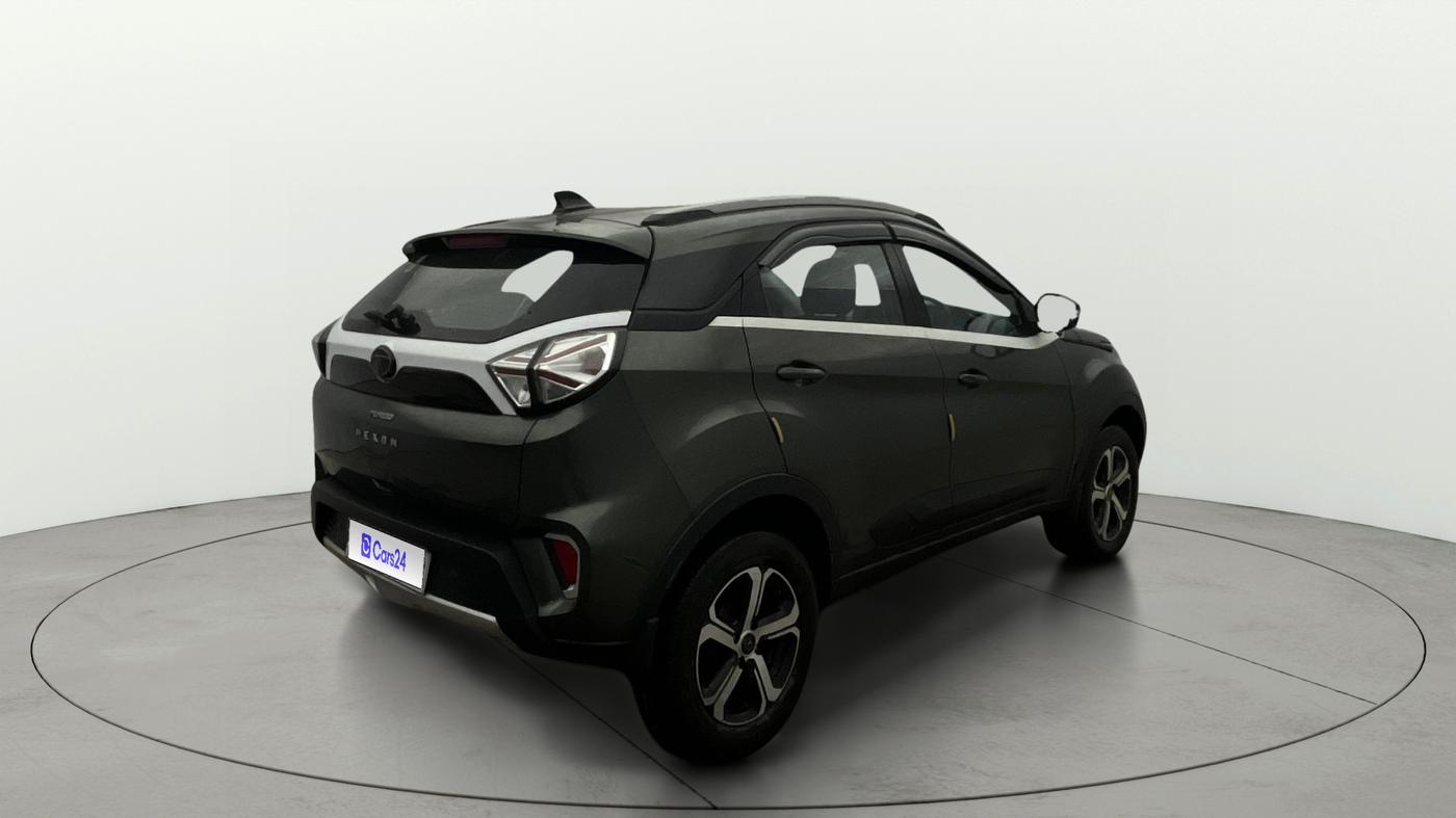 2022 Tata NEXON XZA PLUS SUNROOF PETROL, Petrol, Automatic, 29,069 km, Right Back Diagonal