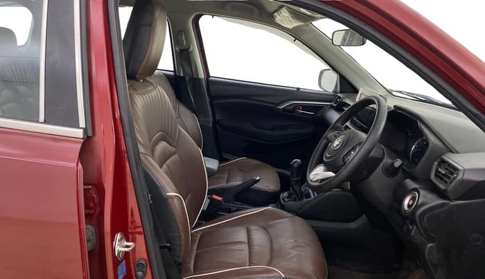 2023 Toyota URBAN CRUISER HYRYDER S NEO DRIVE  E-CNG, CNG, Manual, 55,486 km, Right Side Front Door Cabin