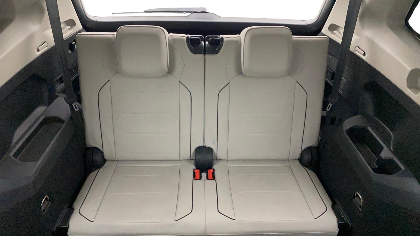 2019 Volkswagen TIGUAN ALL SPACE 2.0 TSI, Petrol, Automatic, 1,20,544 km, Third Seat Row ( optional )