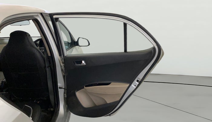 2015 Hyundai Xcent S 1.2, Petrol, Manual, 18,297 km, RHS Rear Door