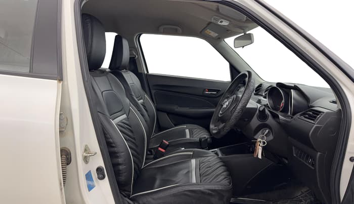 2023 Maruti Swift VXI AMT, Petrol, Automatic, 57,055 km, Right Side Front Door Cabin