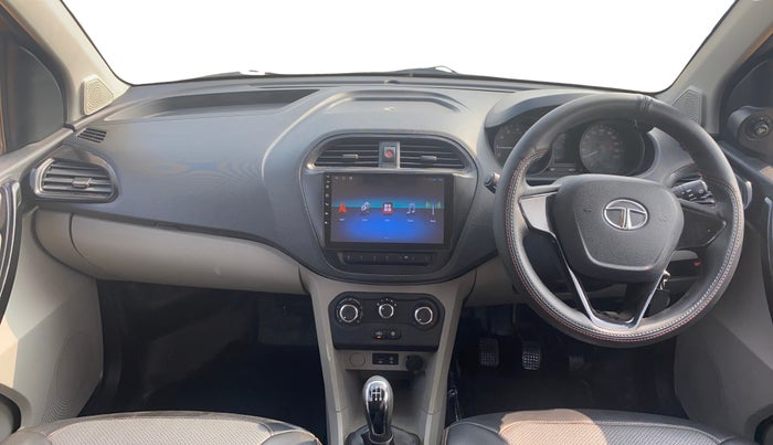 2018 Tata Tiago XT PETROL, Petrol, Manual, 66,413 km, Dashboard