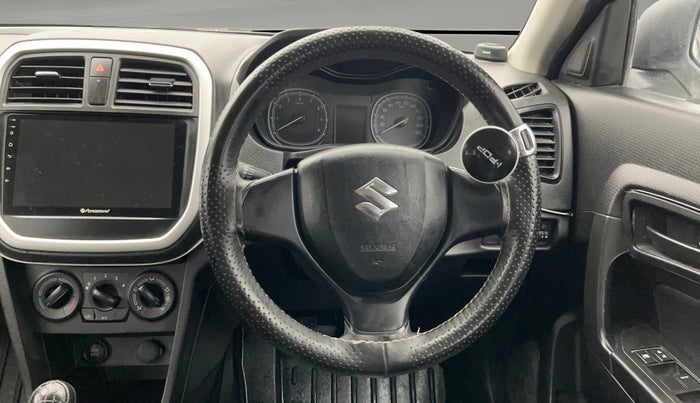2021 Maruti Vitara Brezza LXI, Petrol, Manual, 33,530 km, Steering Wheel Close Up