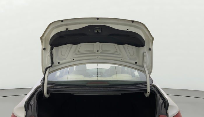 2014 Hyundai Verna FLUIDIC 1.4 CRDI CX, Diesel, Manual, 1,08,392 km, Boot Door Open