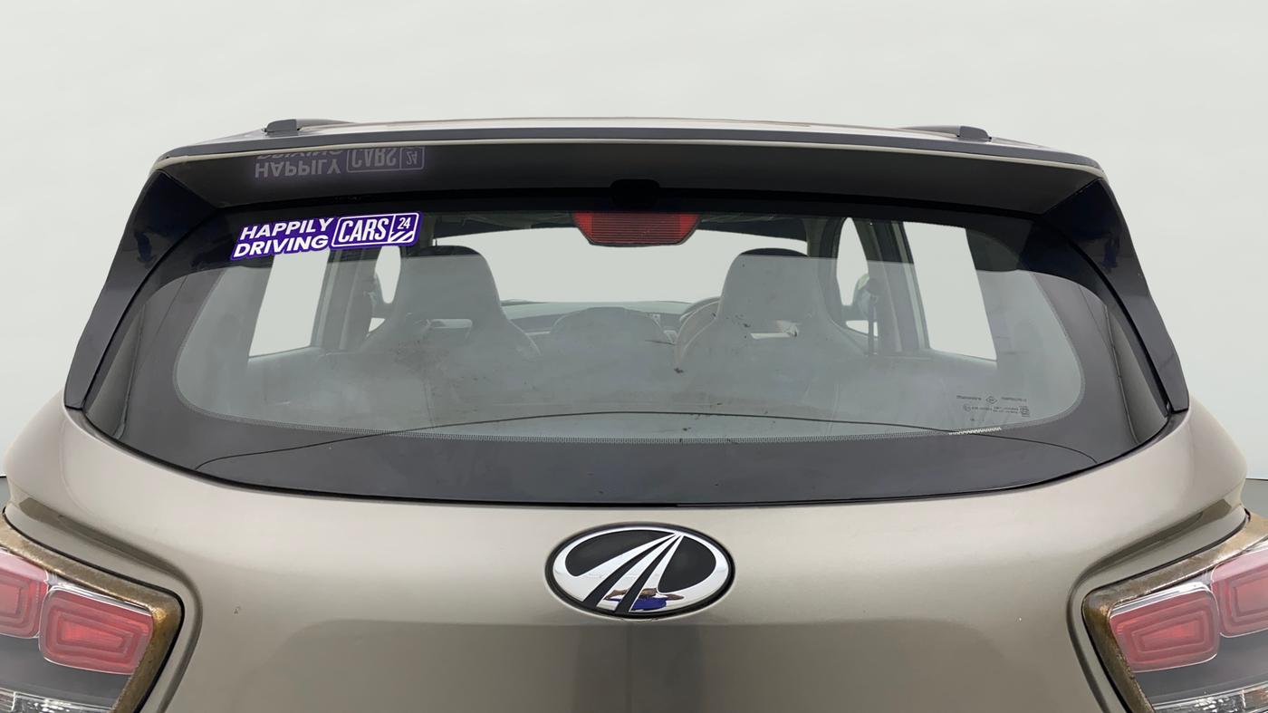 2018 Mahindra KUV 100 NXT K2 P 6 STR, Petrol, Manual, 38,892 km, Rear Windshield