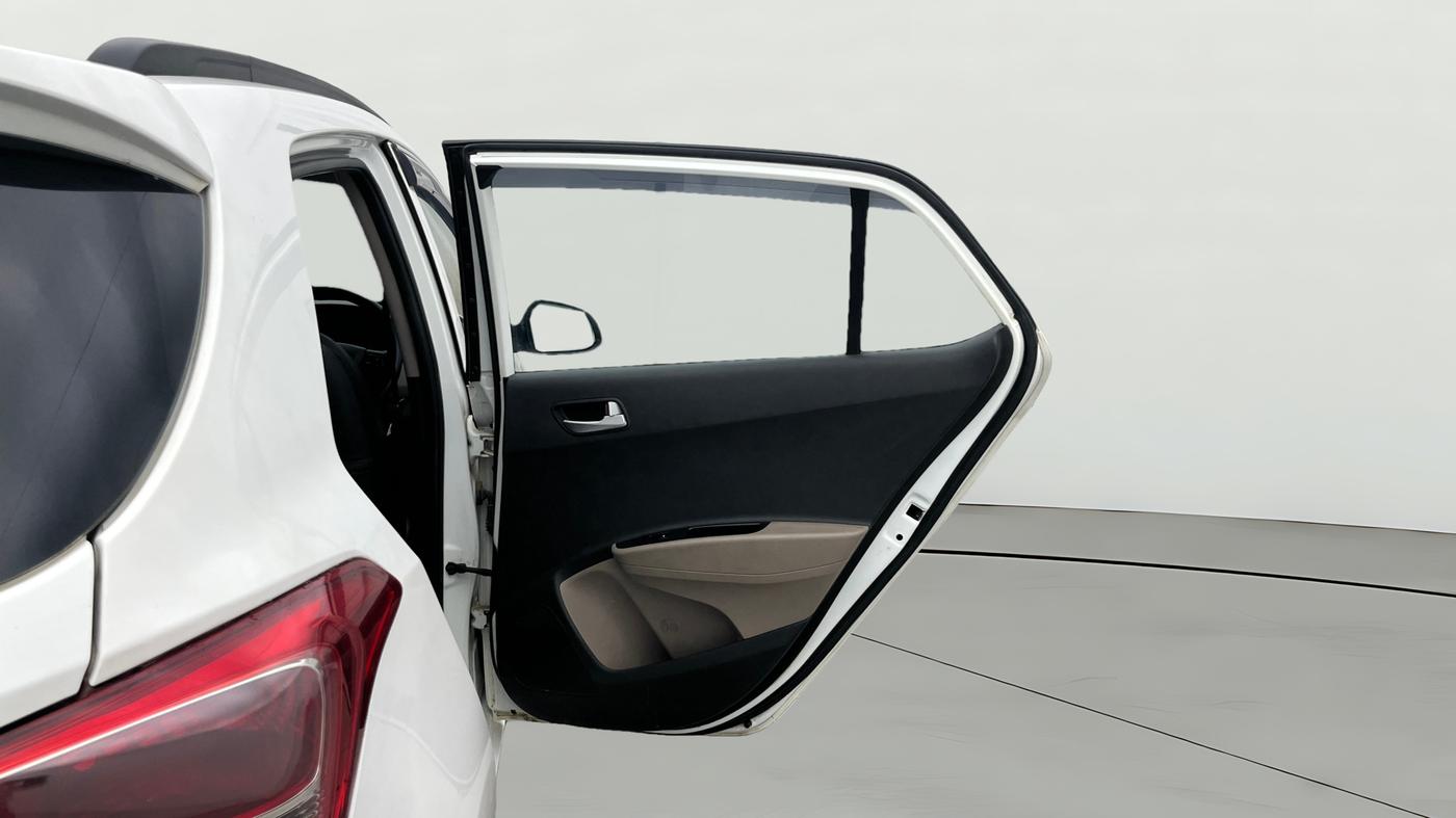 2019 Hyundai Grand i10 SPORTZ AT 1.2 KAPPA VTVT, Petrol, Automatic, 63,032 km, RHS Rear Door