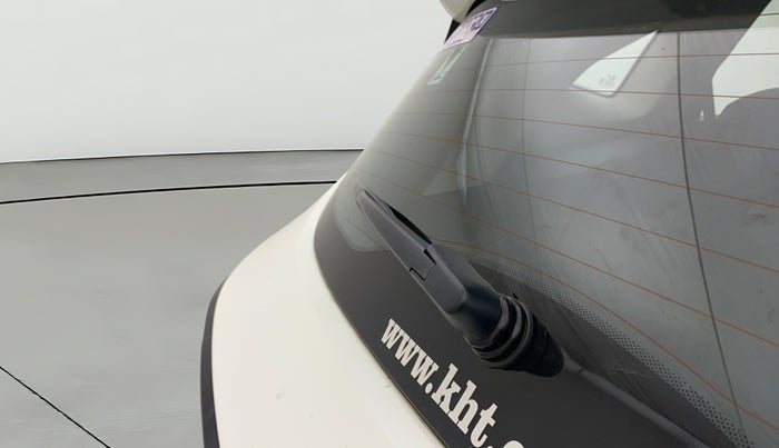 2021 Tata Harrier XZA 2.0L, Diesel, Automatic, 15,883 km, Rear Wiper