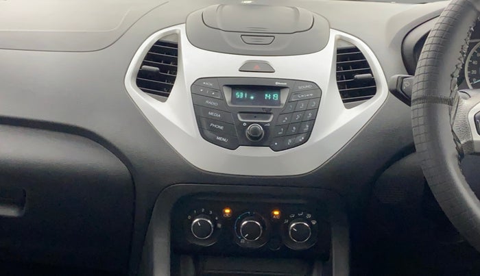 2016 Ford New Figo TREND 1.2 PETROL, Petrol, Manual, 1,30,729 km, Air Conditioner