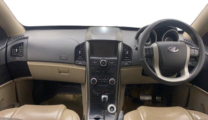 2016 Mahindra XUV500 W10 AT, Diesel, Automatic, 89,467 km, Dashboard