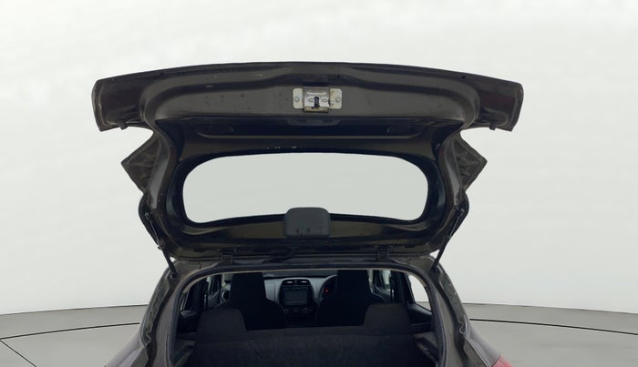 2018 Renault Kwid RXT 1.0, CNG, Manual, 57,393 km, Boot Door Open