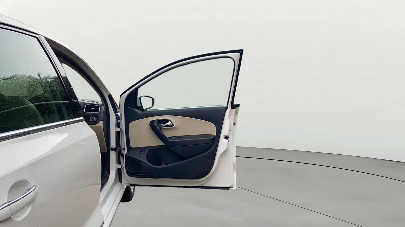 2021 Skoda Rapid STYLE TSI, Petrol, Manual, 1,00,116 km, RHS Front Door