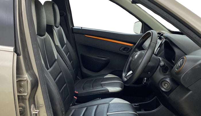 2019 Renault Kwid CLIMBER 1.0 AMT, Petrol, Automatic, 28,952 km, Right Side Front Door Cabin