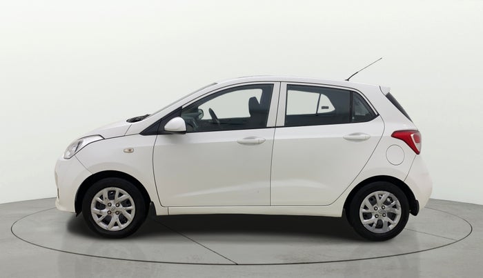 2017 Hyundai Grand i10 SPORTZ 1.2 KAPPA VTVT, CNG, Manual, 1,01,269 km, Left Side