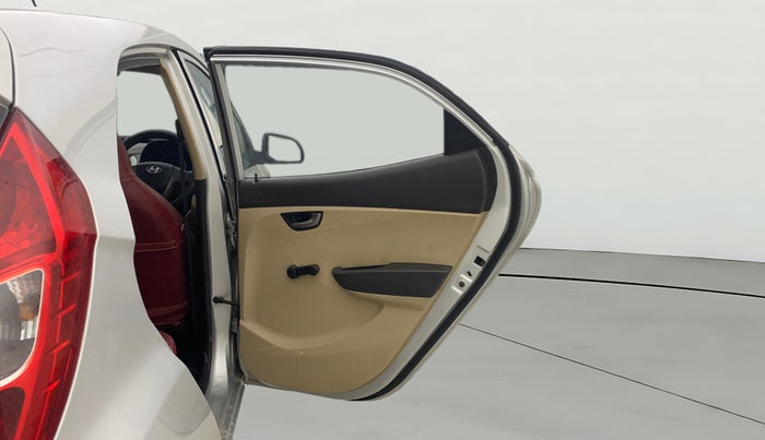 2013 Hyundai Eon SPORTZ, Petrol, Manual, 69,364 km, RHS Rear Door