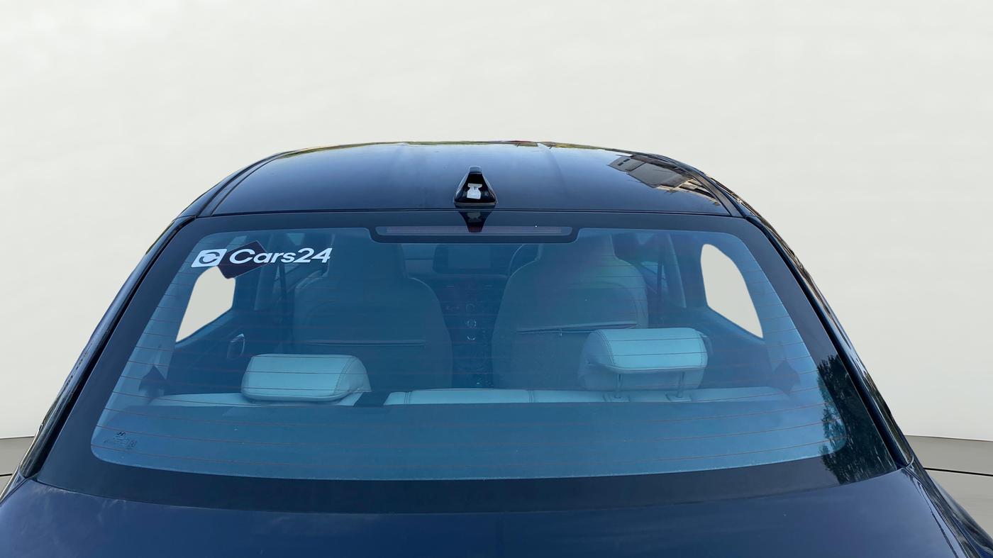 2024 Hyundai AURA SX 1.2 CNG, CNG, Manual, 27,116 km, Rear Windshield