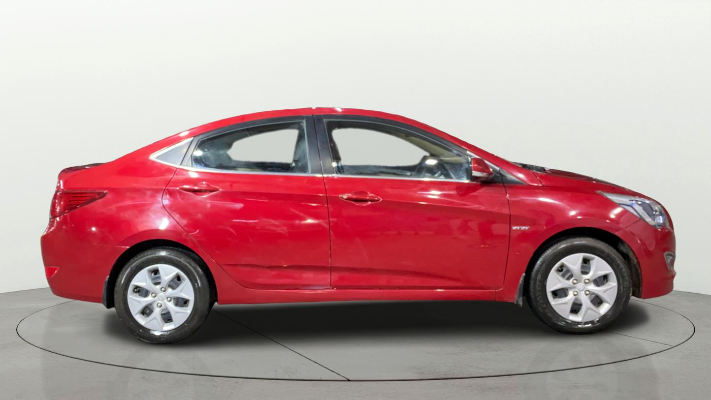 2015 Hyundai Verna FLUIDIC 4S 1.4 VTVT, Petrol, Manual, 23,905 km, Right Side View