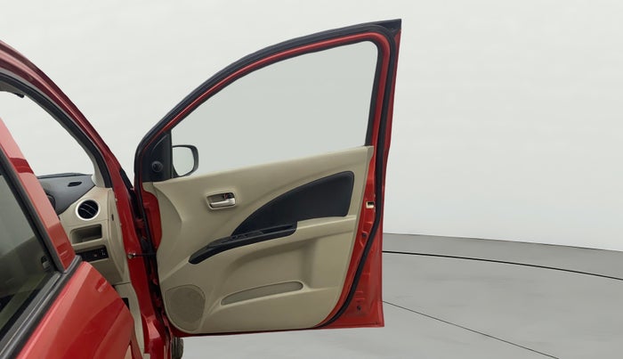 2014 Maruti Celerio VXI AMT, Petrol, Automatic, 1,05,227 km, RHS Front Door